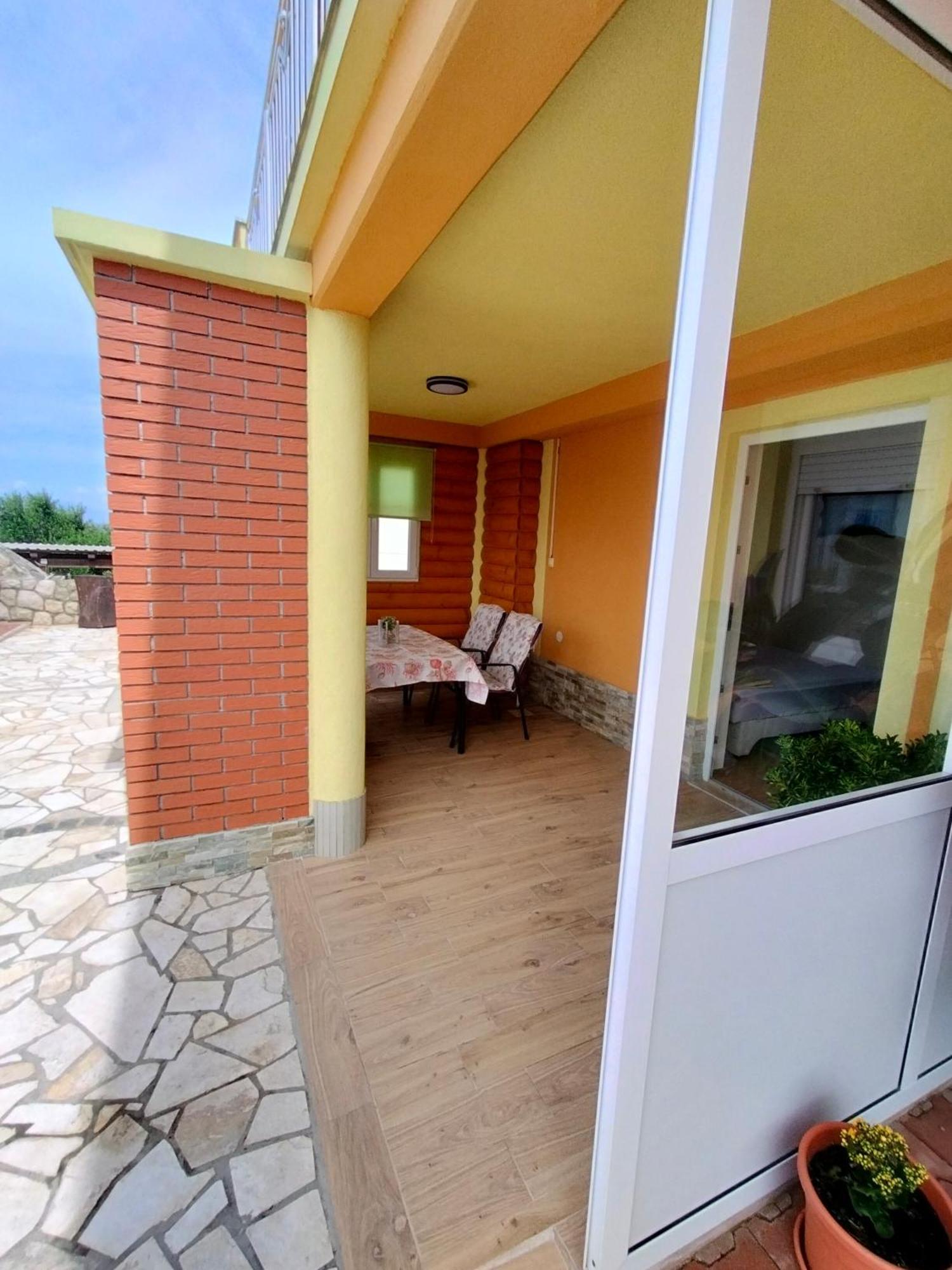 Apartment Gebic Ivan Цриквеница Экстерьер фото